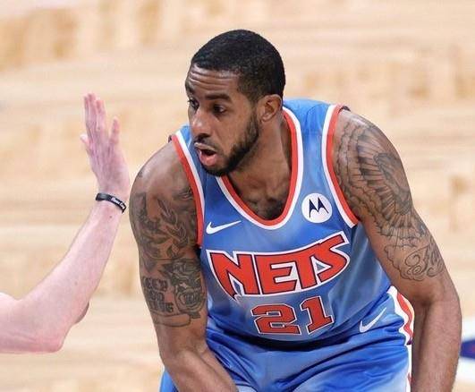 里弗斯0 里弗斯0